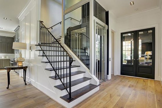 Thang máy kính gia đình phù hợp với nhà bao nhiêu tầng?